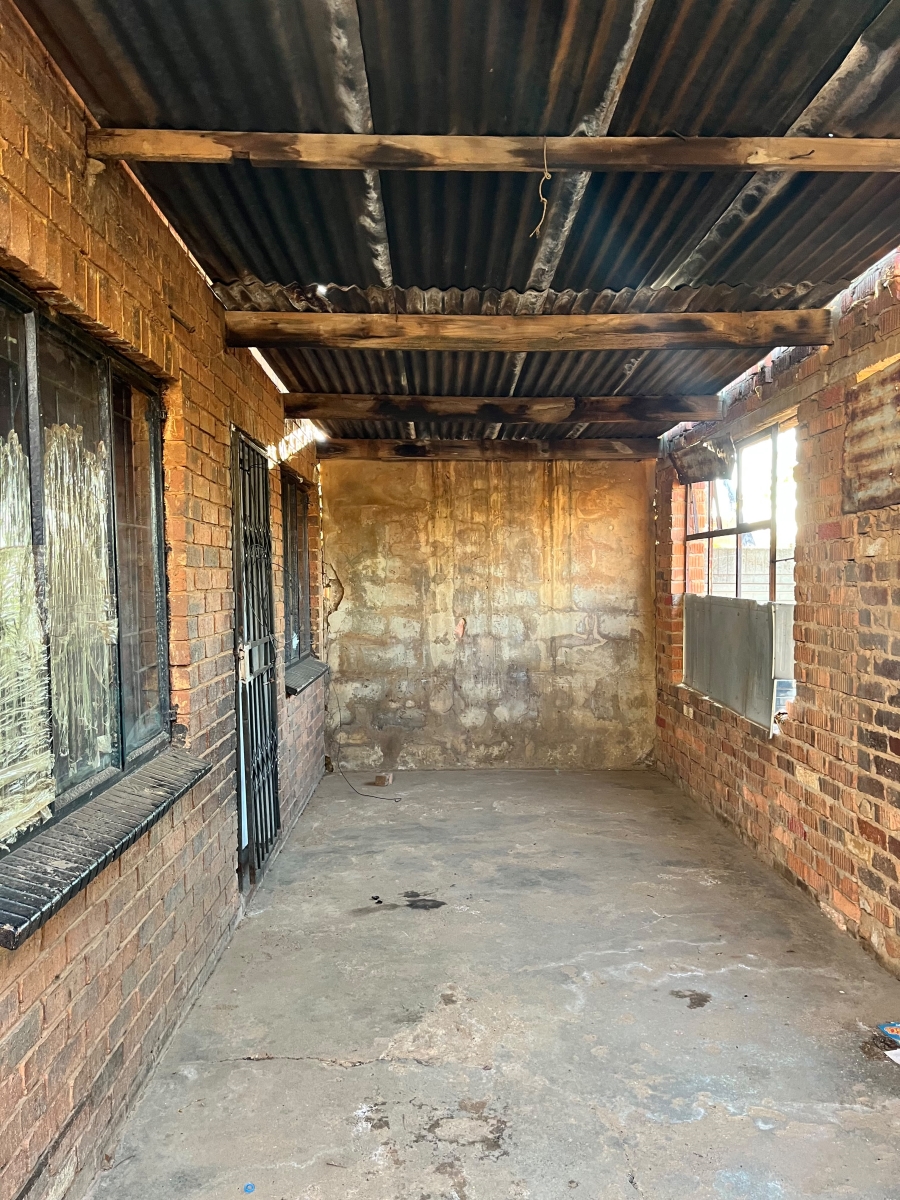 2 Bedroom Property for Sale in Orange Farm Gauteng
