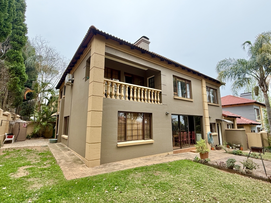 4 Bedroom Property for Sale in The Wilds Gauteng