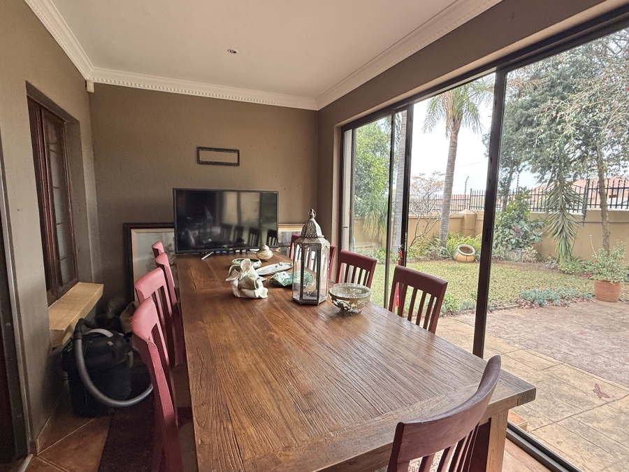 4 Bedroom Property for Sale in The Wilds Gauteng