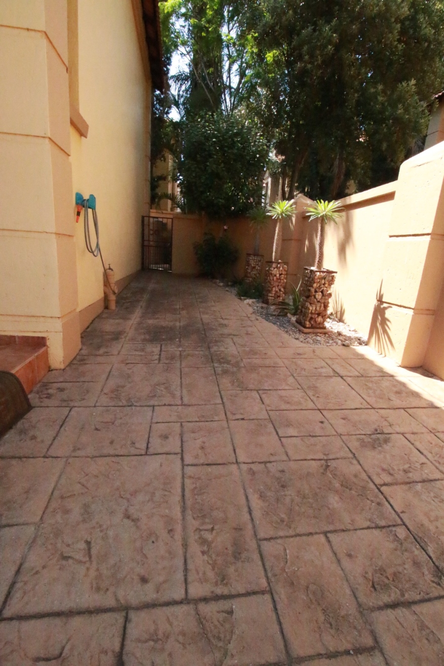 4 Bedroom Property for Sale in The Wilds Gauteng