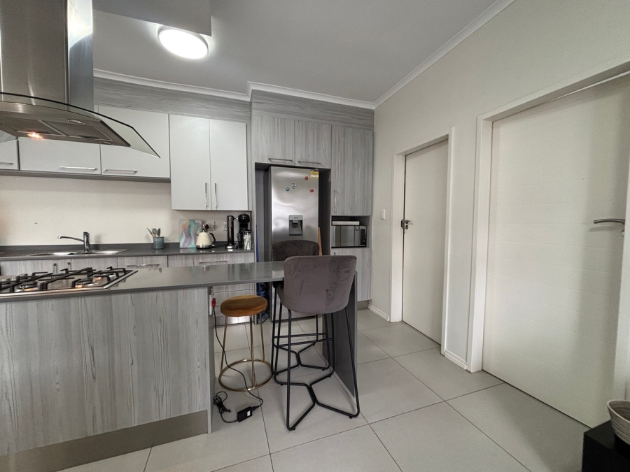 1 Bedroom Property for Sale in Carlswald Gauteng