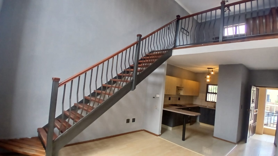 2 Bedroom Property for Sale in Erand Gardens Gauteng