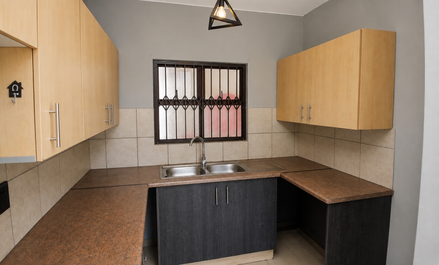 2 Bedroom Property for Sale in Erand Gardens Gauteng