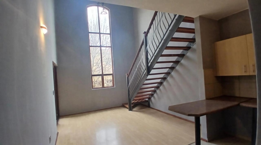 2 Bedroom Property for Sale in Erand Gardens Gauteng
