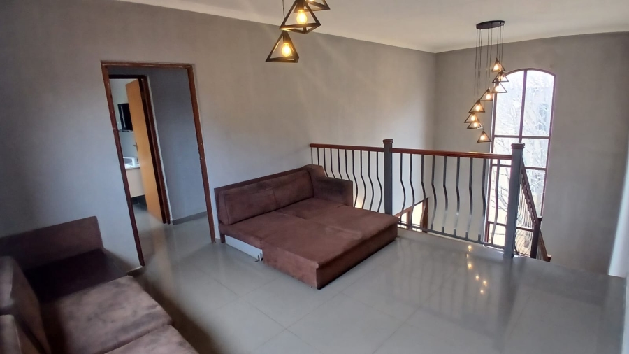 2 Bedroom Property for Sale in Erand Gardens Gauteng