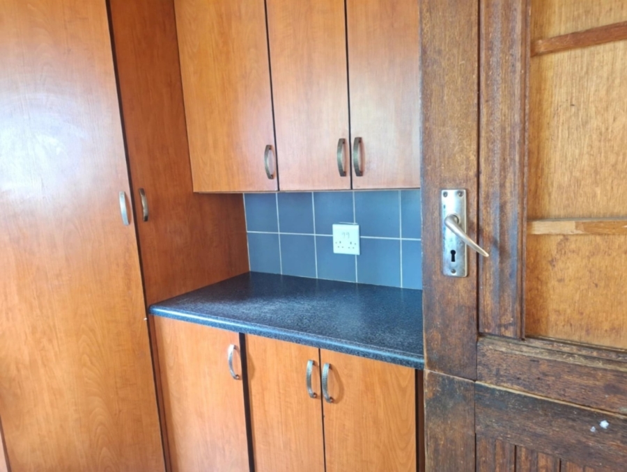 5 Bedroom Property for Sale in Constantia Park Gauteng