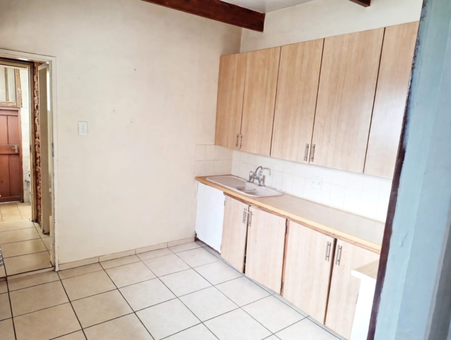 5 Bedroom Property for Sale in Constantia Park Gauteng