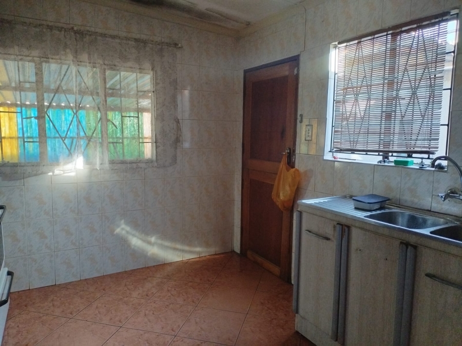 2 Bedroom Property for Sale in Toekomsrus Gauteng