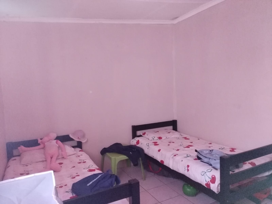 2 Bedroom Property for Sale in Toekomsrus Gauteng