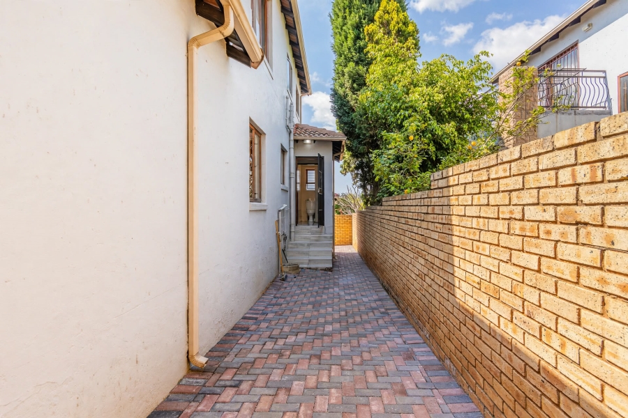 3 Bedroom Property for Sale in Northgate Gauteng