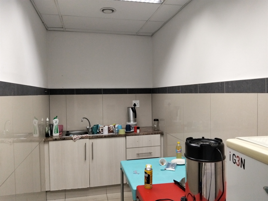 To Let Commercial Property for Rent in North Riding Gauteng