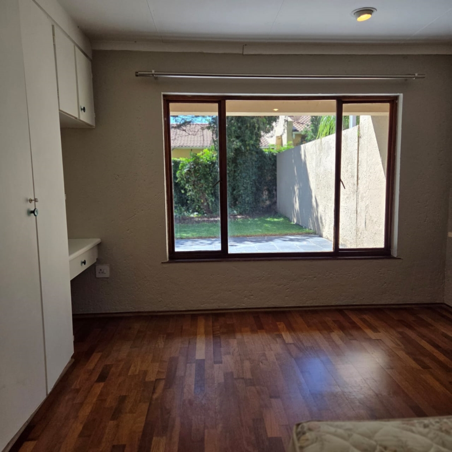 To Let 2 Bedroom Property for Rent in Fairland Gauteng