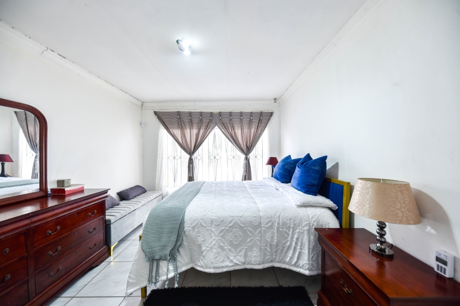 2 Bedroom Property for Sale in The Orchards Gauteng