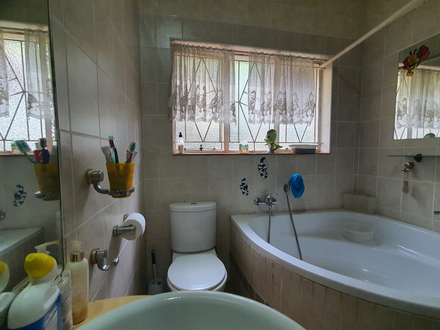 2 Bedroom Property for Sale in Silverton Gauteng