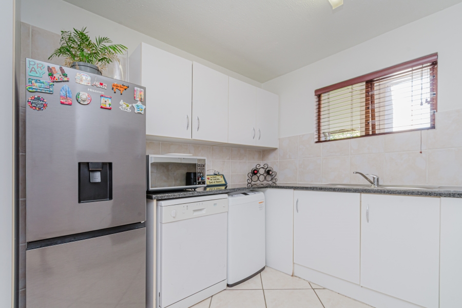 1 Bedroom Property for Sale in Chartwell Gauteng