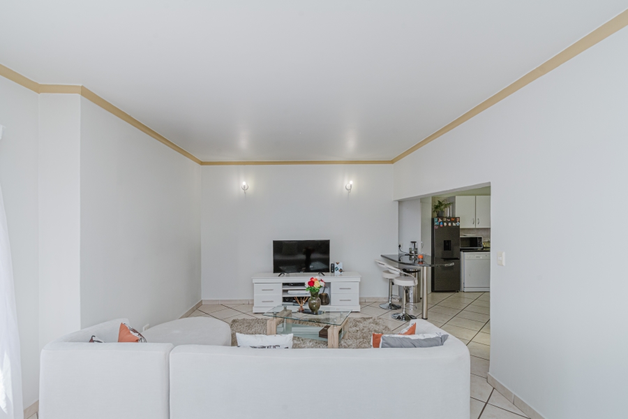 1 Bedroom Property for Sale in Chartwell Gauteng