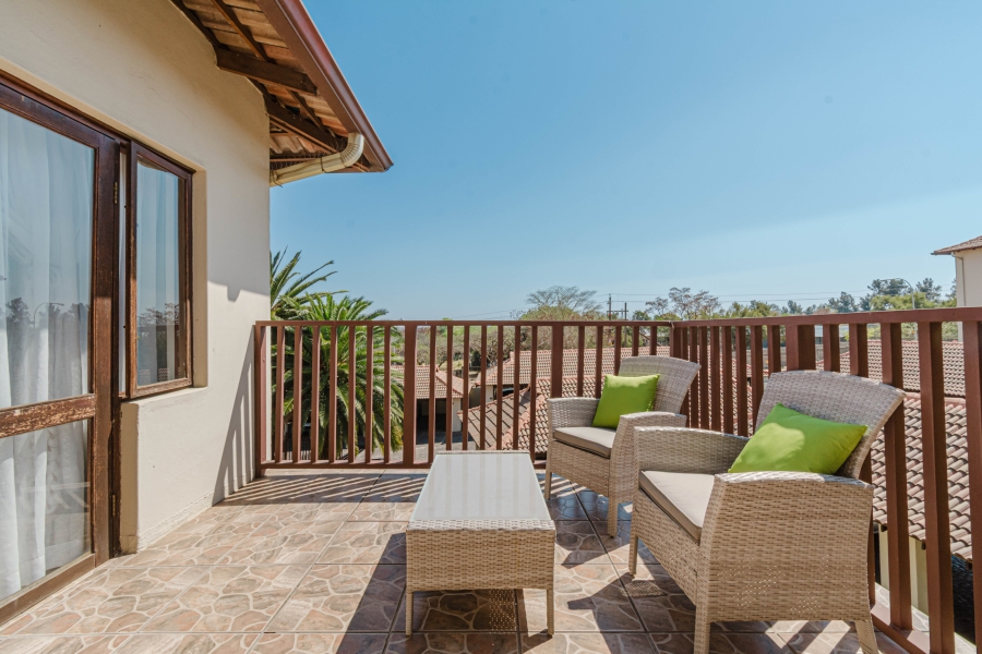 1 Bedroom Property for Sale in Chartwell Gauteng