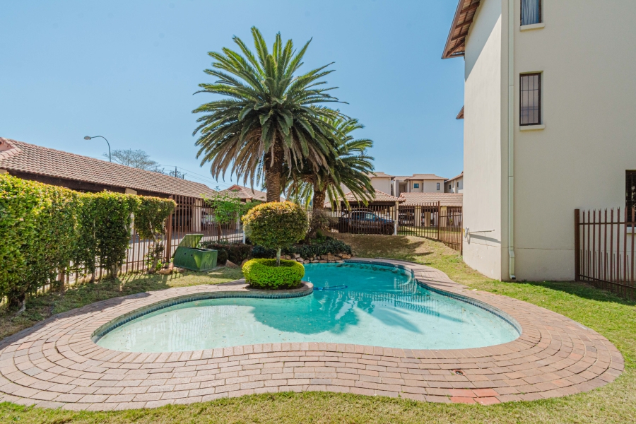1 Bedroom Property for Sale in Chartwell Gauteng