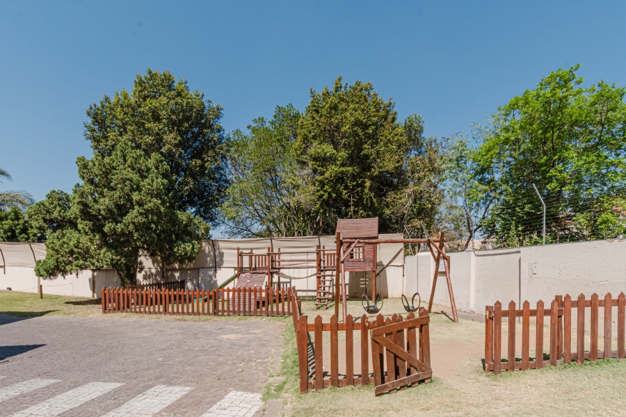 1 Bedroom Property for Sale in Chartwell Gauteng