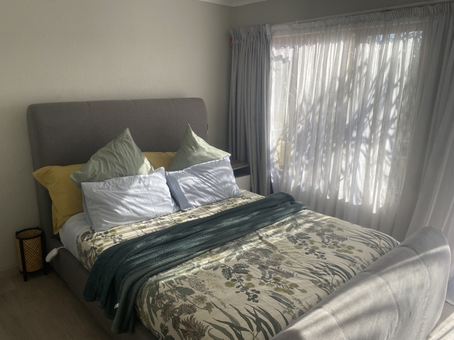 To Let 2 Bedroom Property for Rent in North Riding Gauteng
