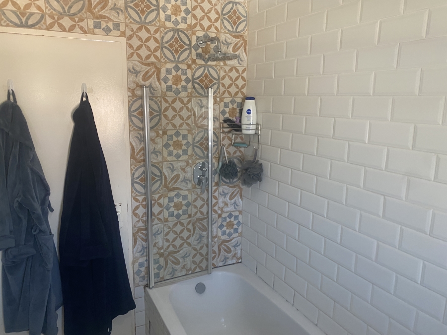 To Let 2 Bedroom Property for Rent in North Riding Gauteng