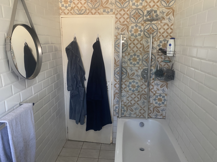 To Let 2 Bedroom Property for Rent in North Riding Gauteng