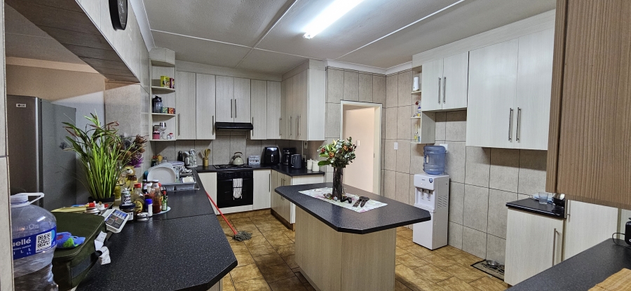 4 Bedroom Property for Sale in Three Rivers Gauteng