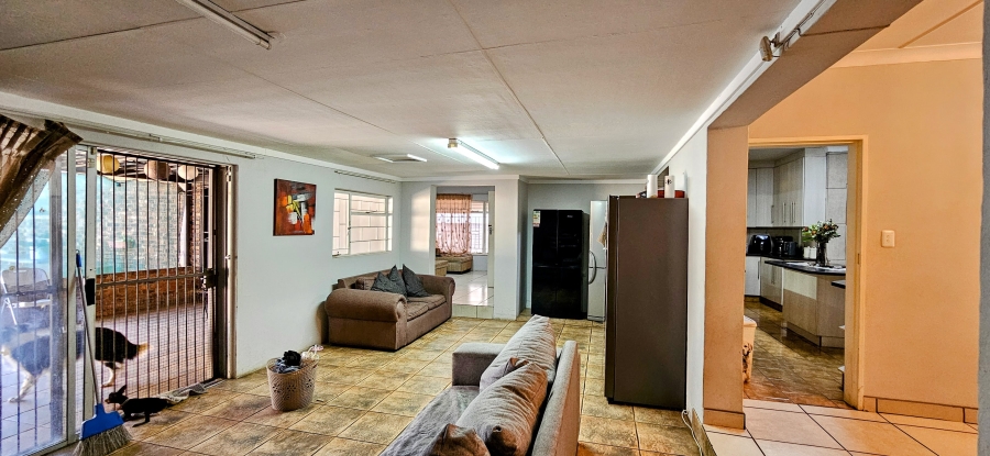 4 Bedroom Property for Sale in Three Rivers Gauteng