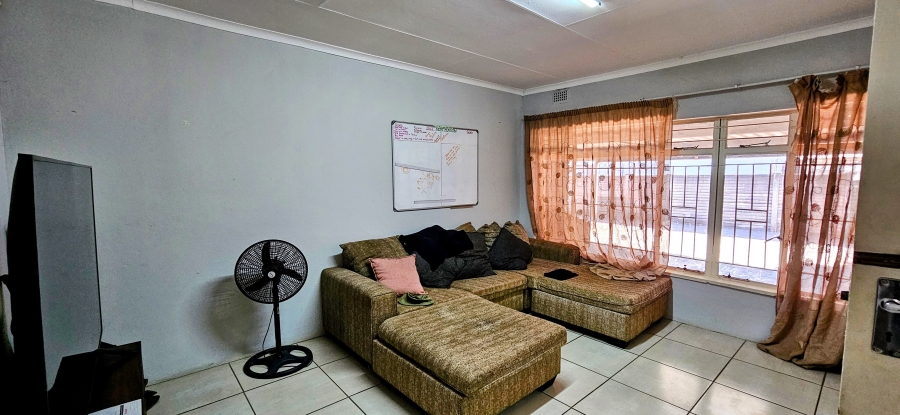 4 Bedroom Property for Sale in Three Rivers Gauteng