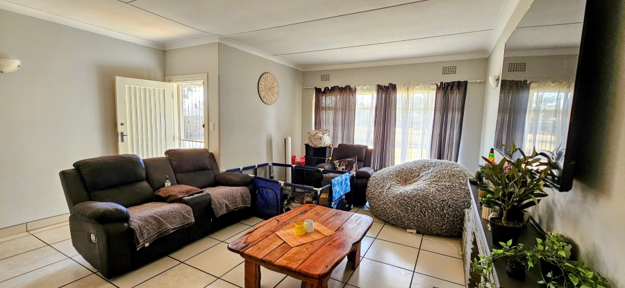 4 Bedroom Property for Sale in Three Rivers Gauteng