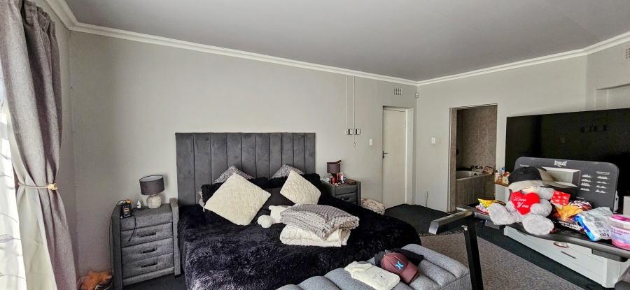 4 Bedroom Property for Sale in Three Rivers Gauteng