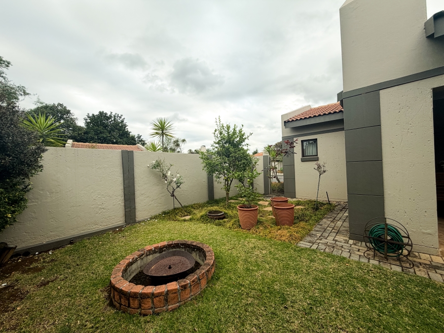 2 Bedroom Property for Sale in Silver Lakes Golf Estate Gauteng