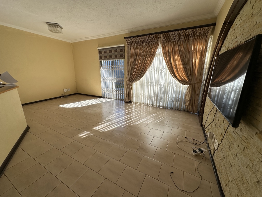 3 Bedroom Property for Sale in Kibler Park Gauteng