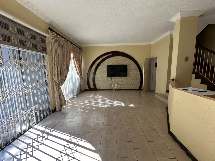 3 Bedroom Property for Sale in Kibler Park Gauteng