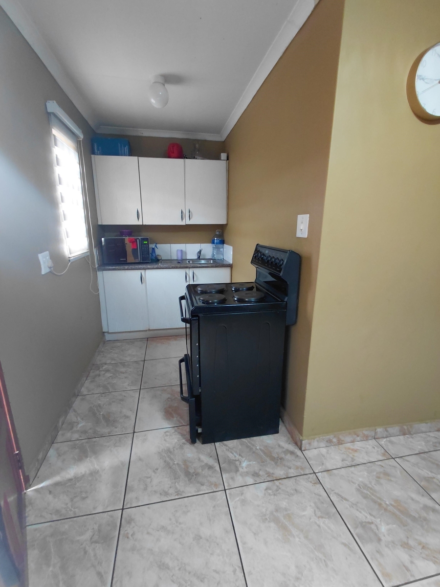 To Let 3 Bedroom Property for Rent in Protea Glen Gauteng