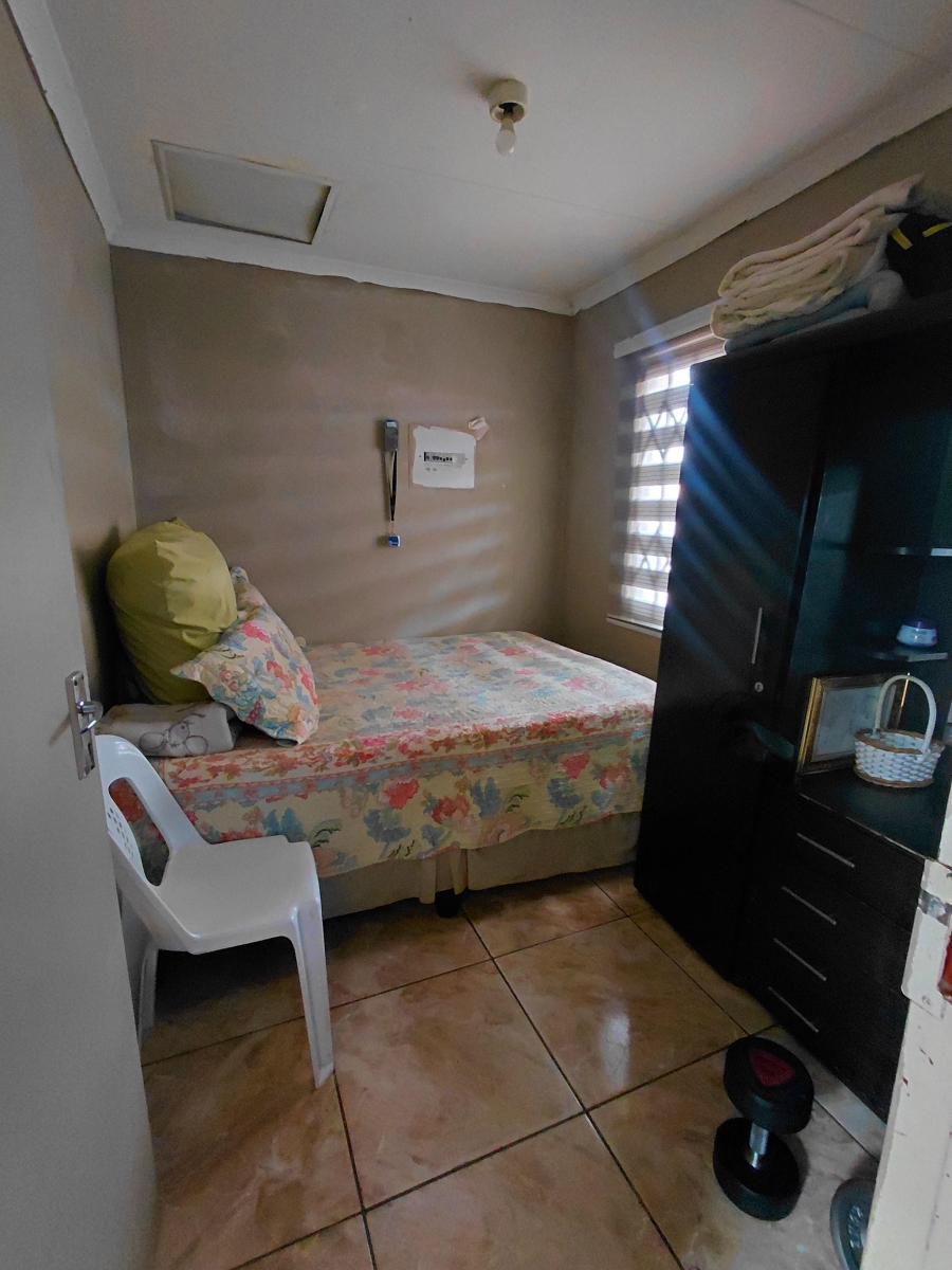 To Let 3 Bedroom Property for Rent in Protea Glen Gauteng