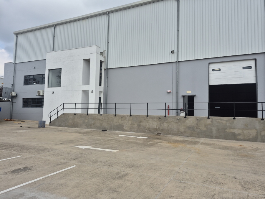 To Let Commercial Property for Rent in Longmeadow Gauteng