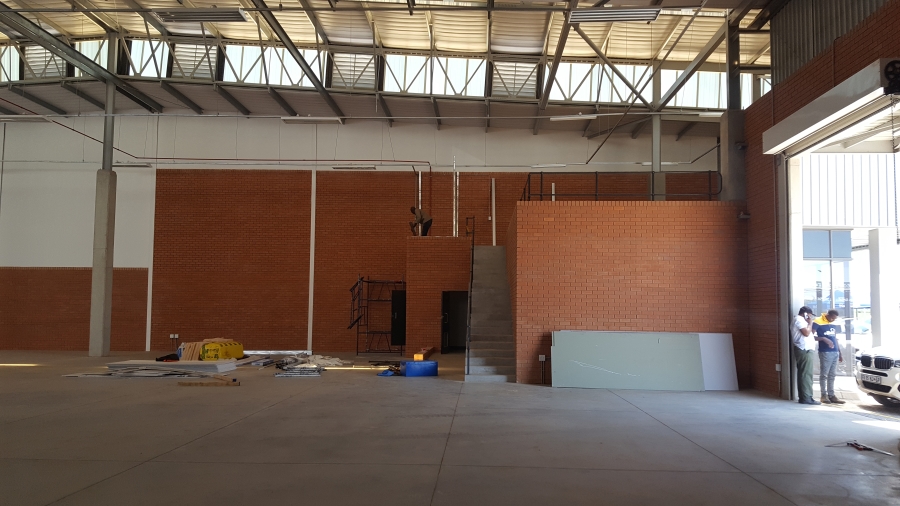 To Let Commercial Property for Rent in Longlake Gauteng