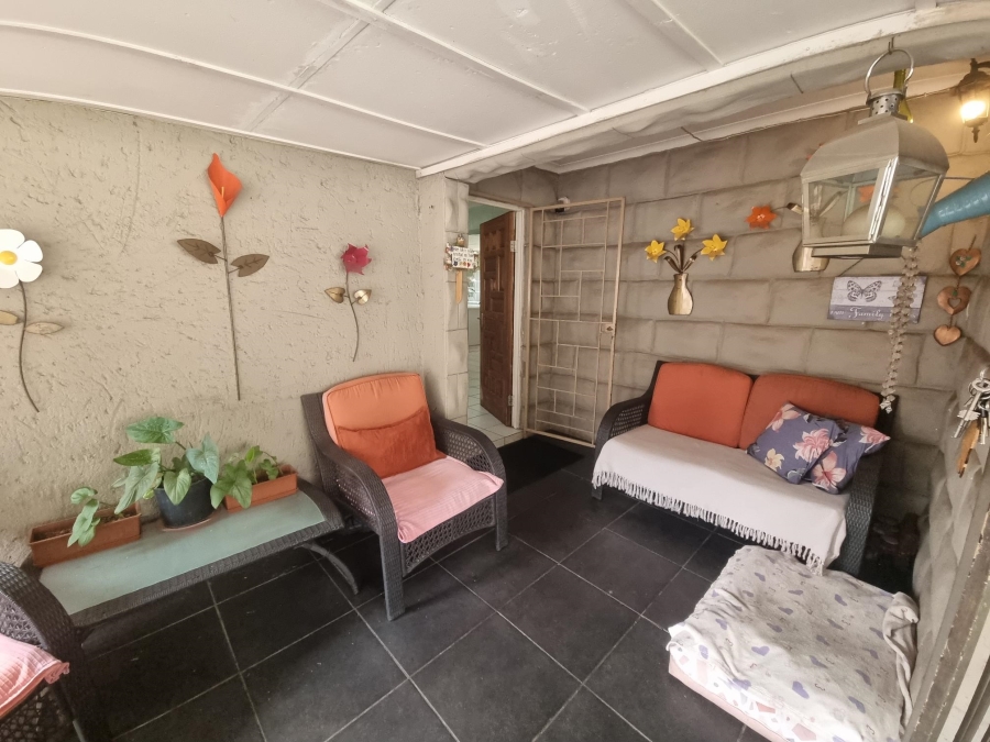 3 Bedroom Property for Sale in Parkhill Gardens Gauteng