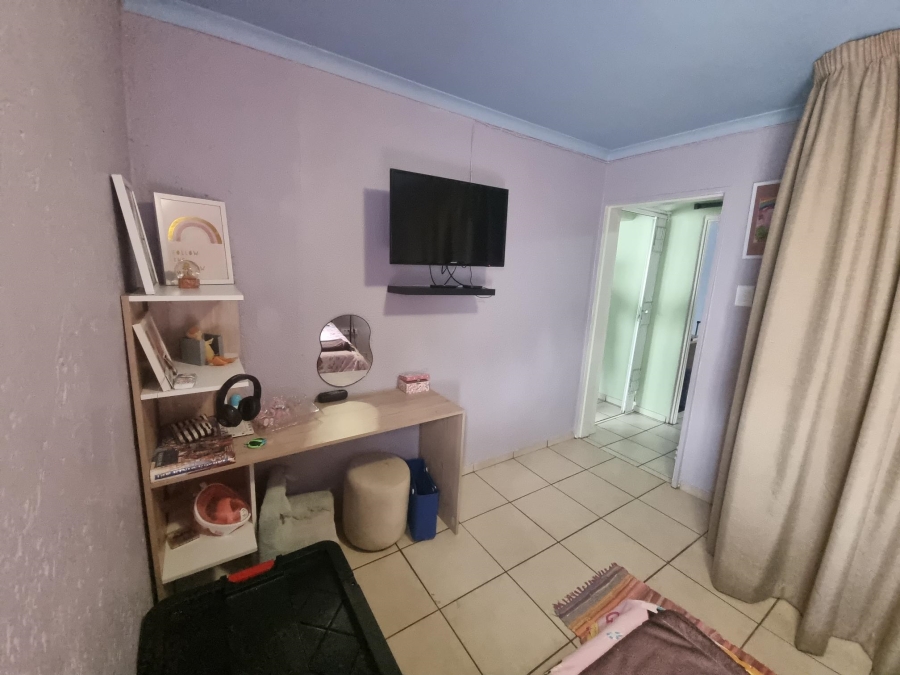 3 Bedroom Property for Sale in Parkhill Gardens Gauteng