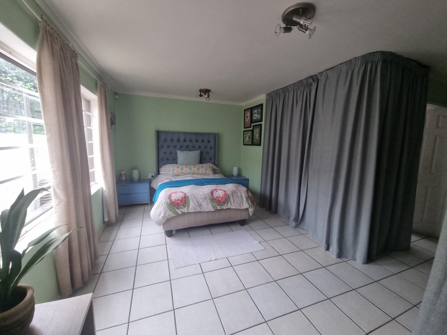3 Bedroom Property for Sale in Parkhill Gardens Gauteng