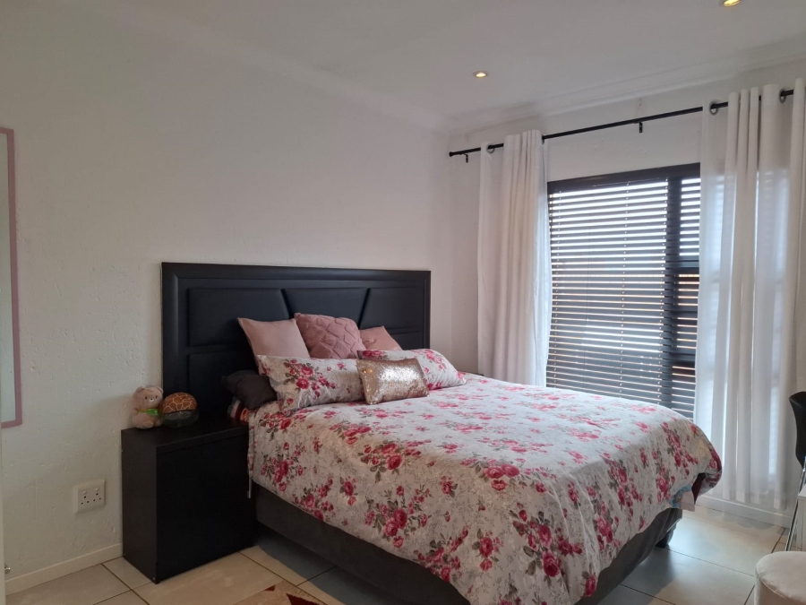 3 Bedroom Property for Sale in Helderwyk Gauteng