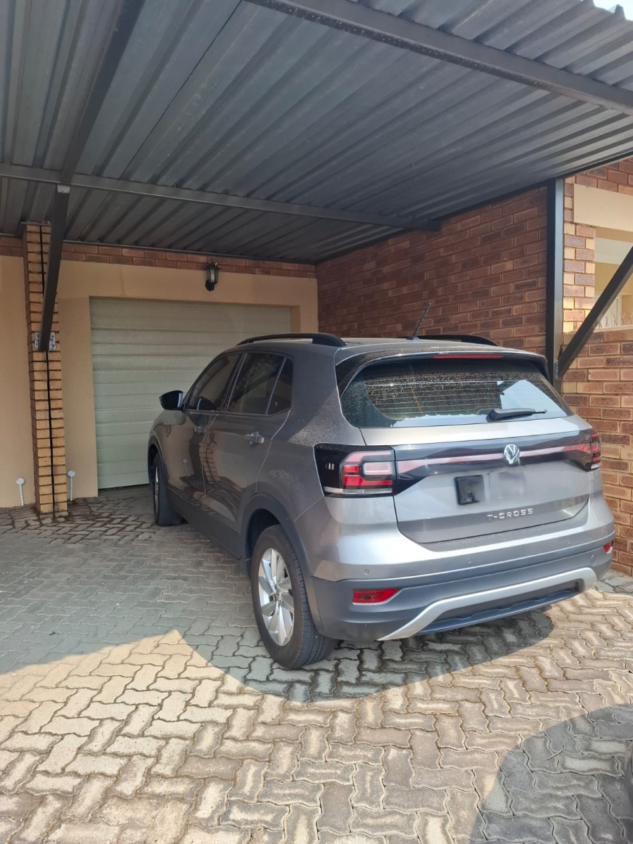 3 Bedroom Property for Sale in Helderwyk Gauteng