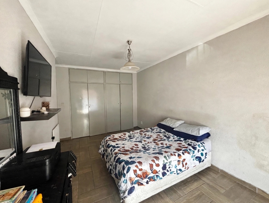 3 Bedroom Property for Sale in Edleen Gauteng