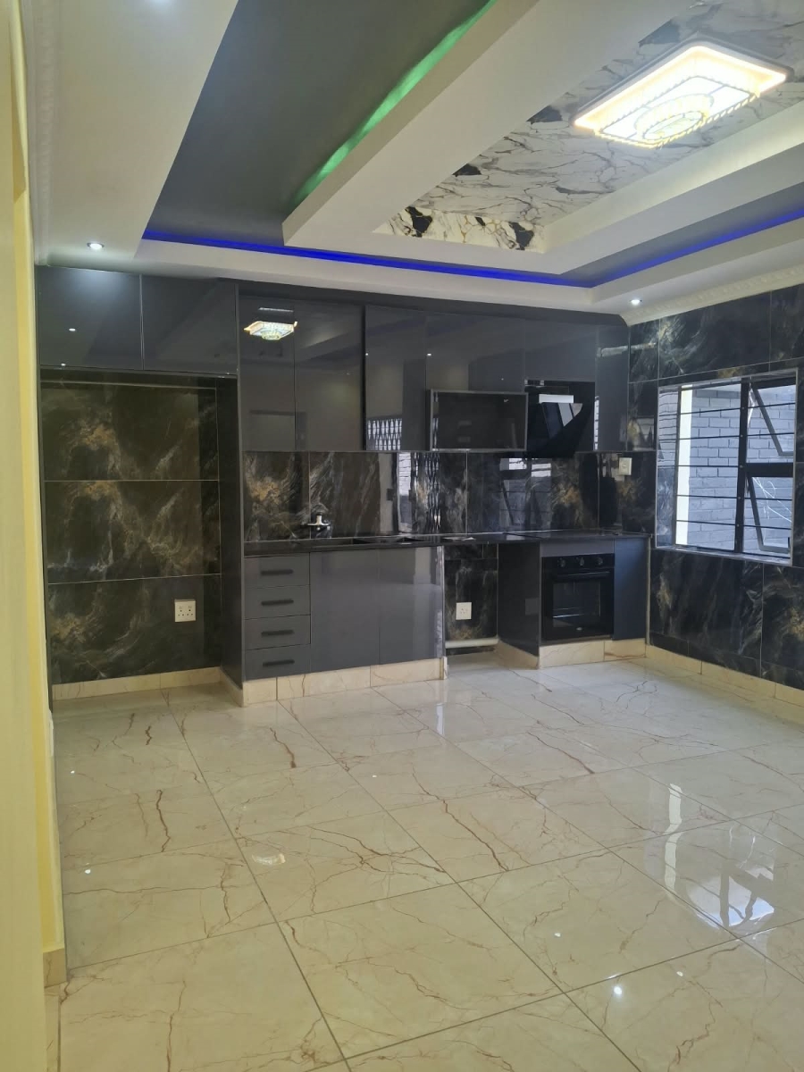 To Let 2 Bedroom Property for Rent in Kensington Gauteng