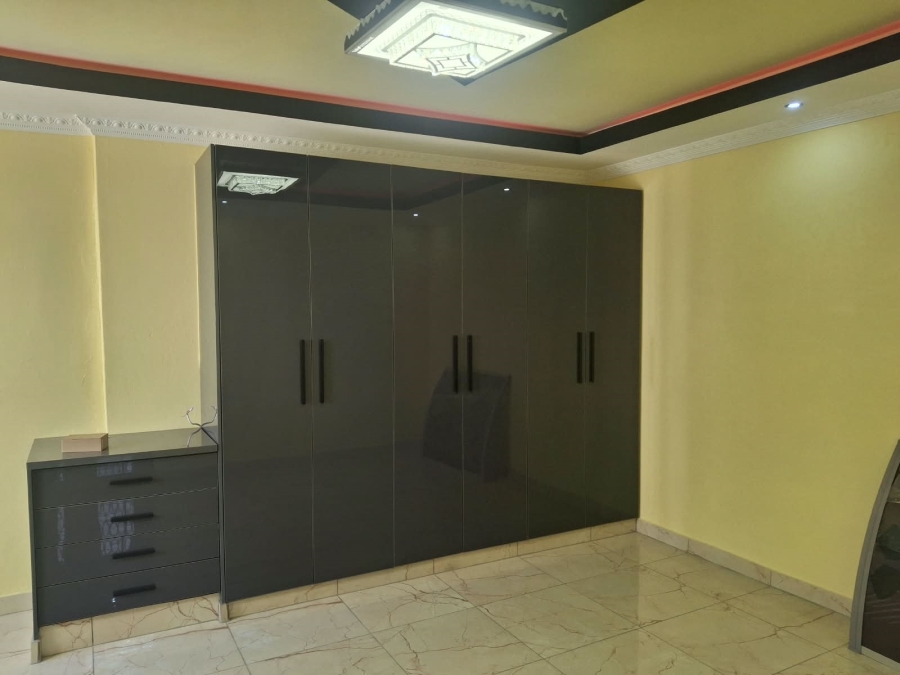 To Let 2 Bedroom Property for Rent in Kensington Gauteng