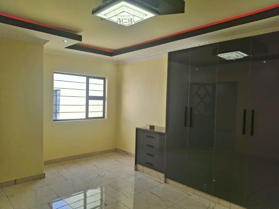 To Let 2 Bedroom Property for Rent in Kensington Gauteng