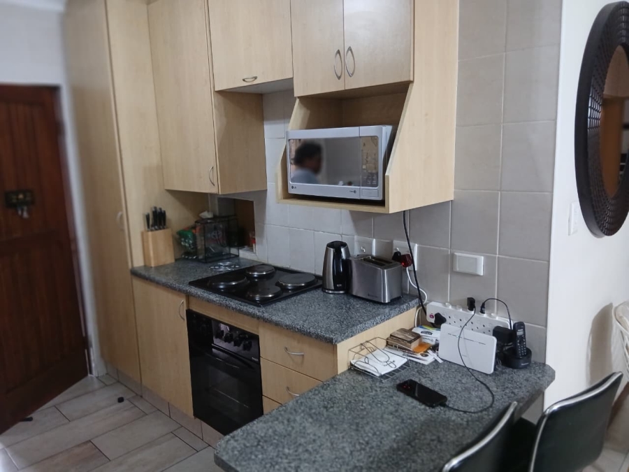 To Let 3 Bedroom Property for Rent in Greenstone Hill Gauteng