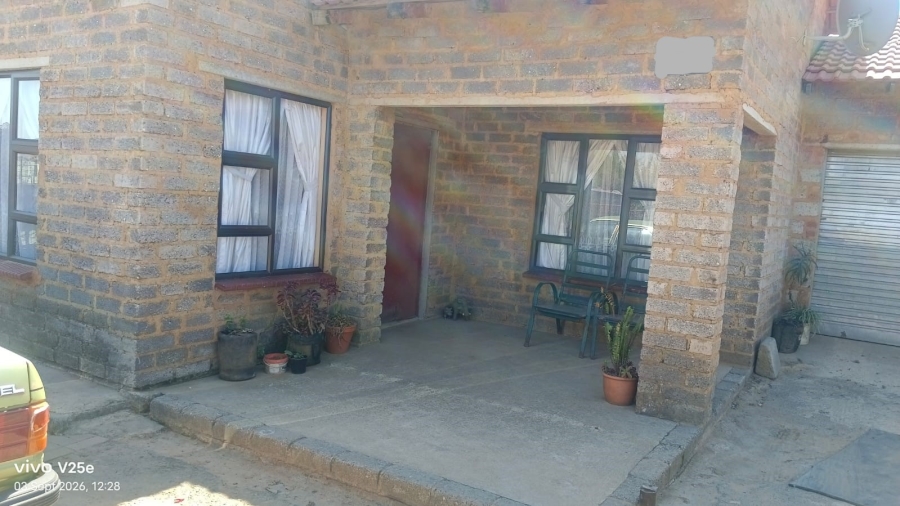 3 Bedroom Property for Sale in Kingsway Gauteng