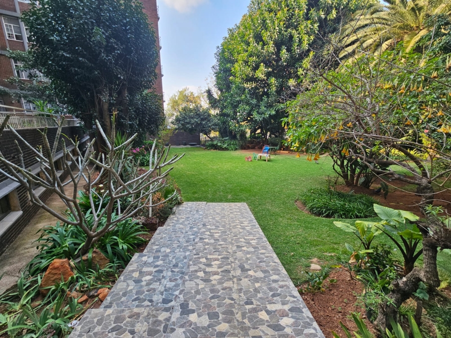 2 Bedroom Property for Sale in Killarney Gauteng